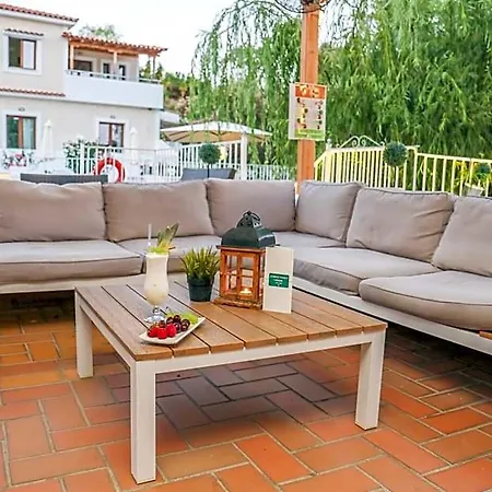 Zorbas Family House 3* Skiathos